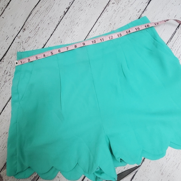 NWT  women's scalloped hem turquoise color  Mittoshop size Large - Picture 7 of 8